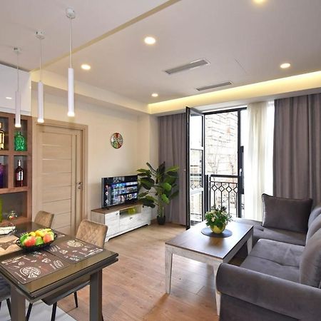 Home4You City Center Apartments Jerevan Exteriör bild