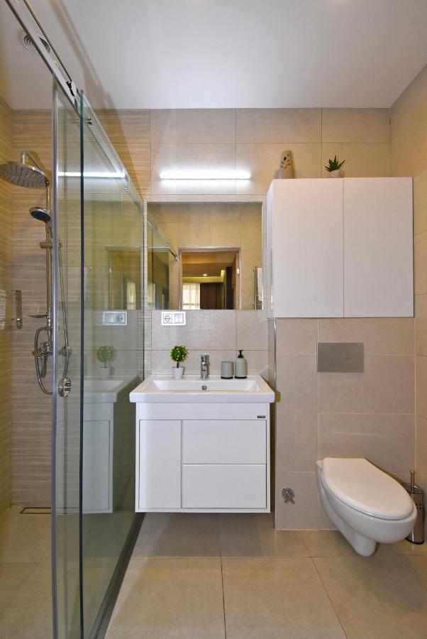 Home4You City Center Apartments Jerevan Exteriör bild